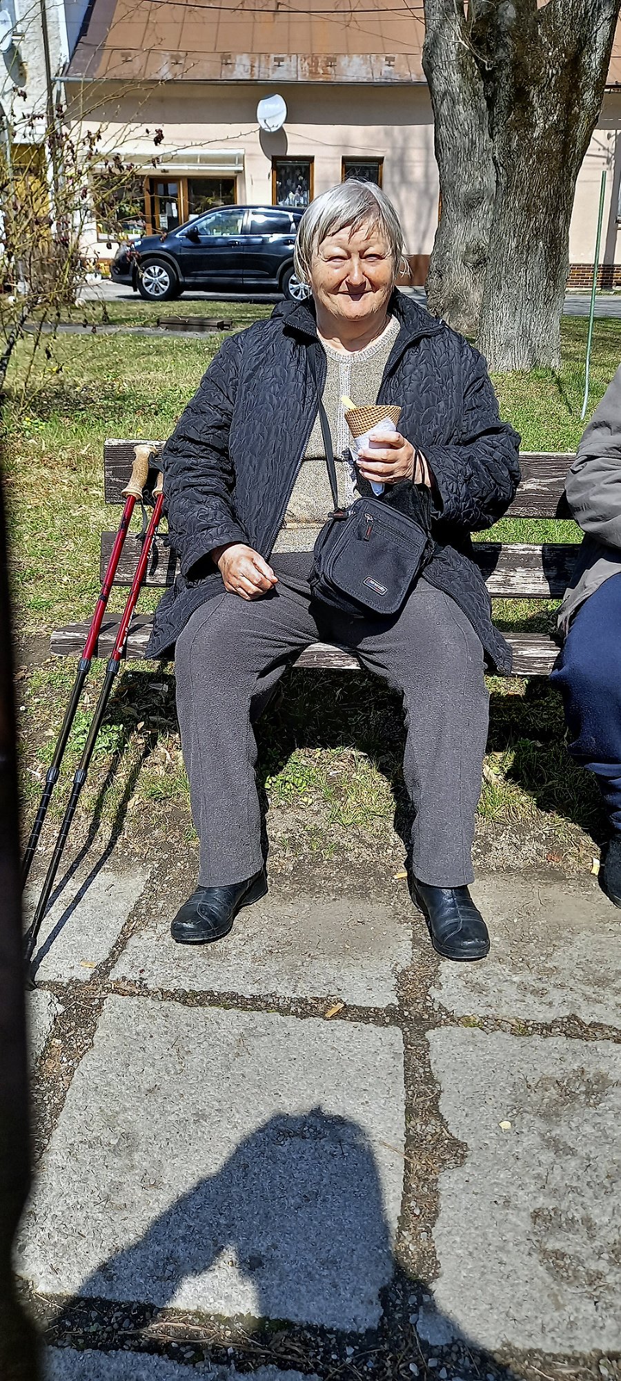 Dôchodkyni Ľubici (66) štrngali vo vitríne poháre.