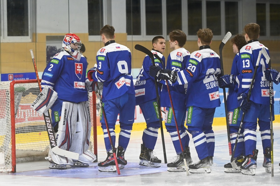 Slovenskí hokejisti vstúpili do