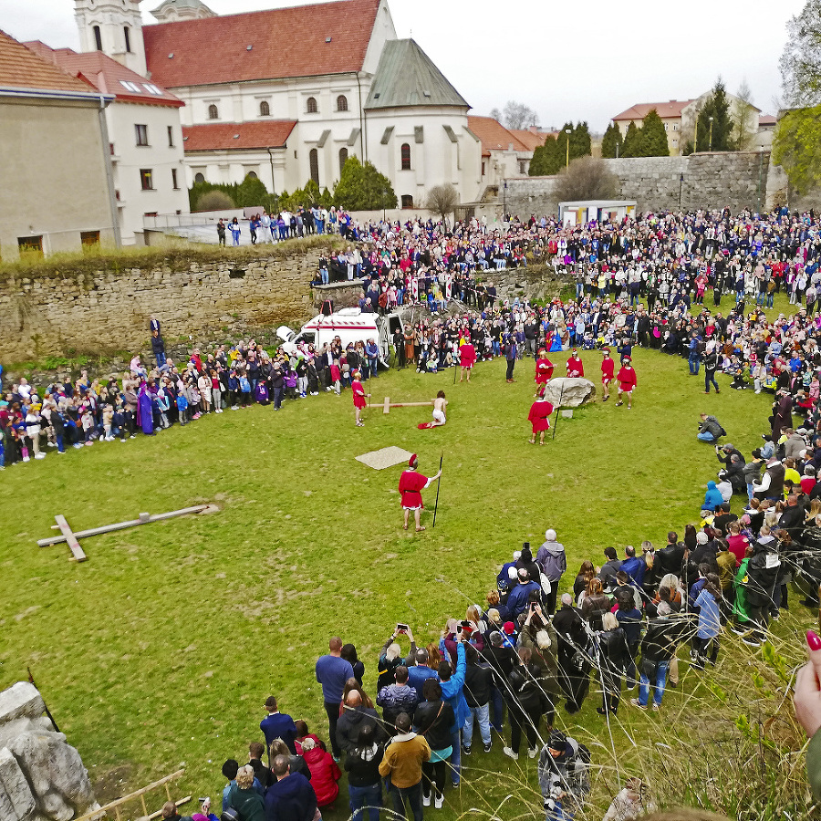 Predstavenie si prišli pozrieť