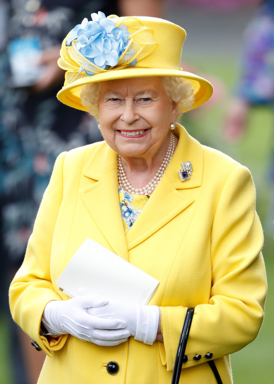 Kráľovná oslavuje sedemdesiat rokov