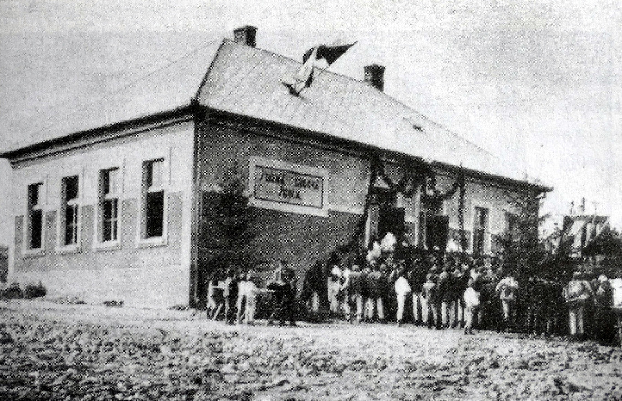 1925 - Otvorenie školy