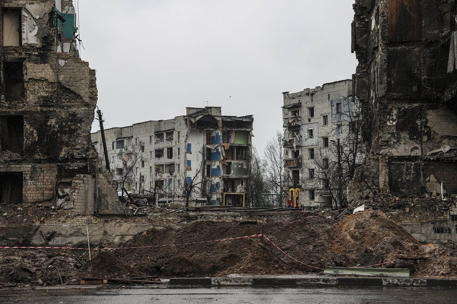 Zbombardované paneláky v hlavnom meste Ukrajiny. 