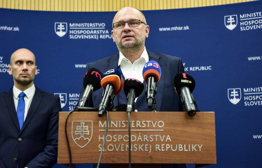 Podpredseda vlády a minister