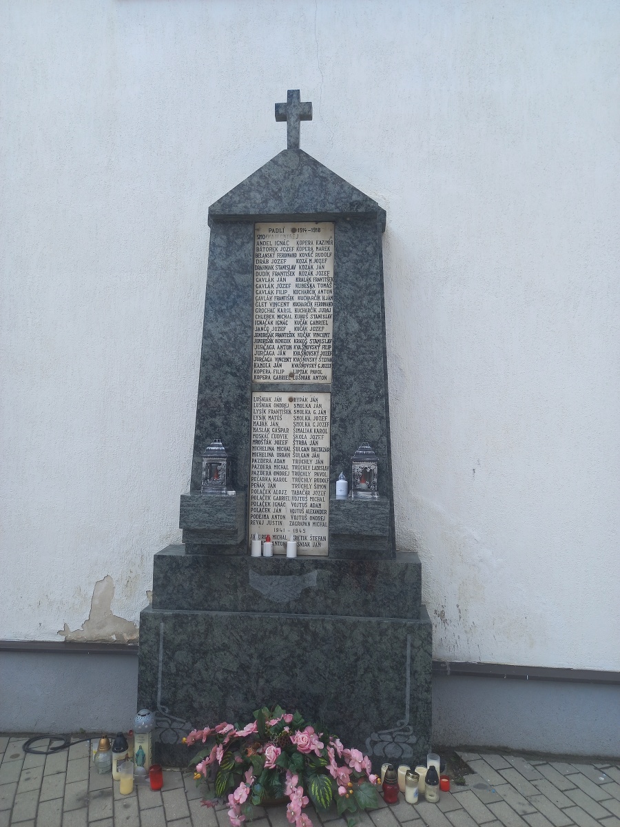 Meno Stanislava sa nachádza na tabuli padlých hrdinov 1. svetovej vojny.