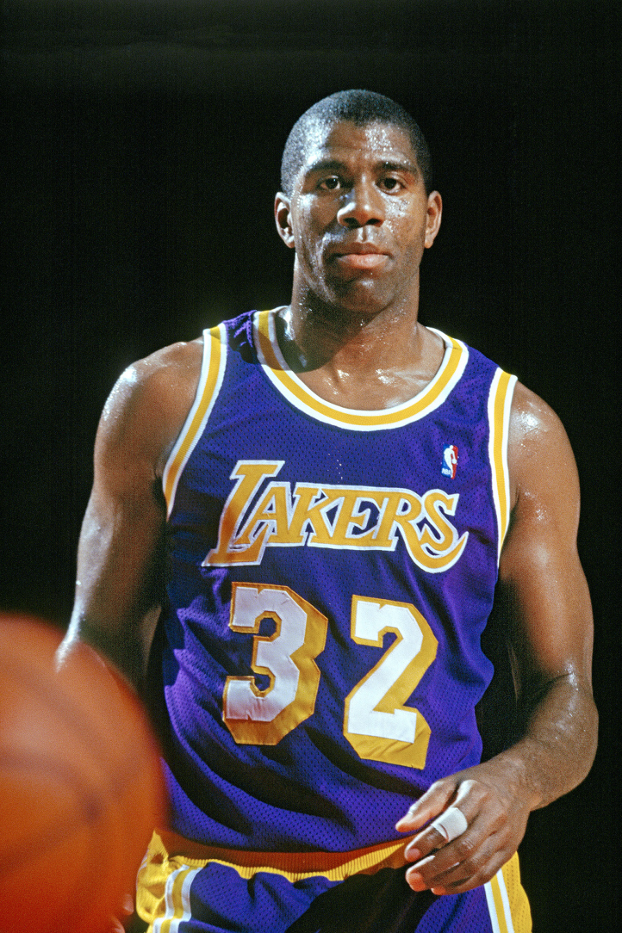 37+years+ago+today%2C+Magic+Johnson%26%238217%3Bs+Junior+Sky+Hook+made+NBA+history