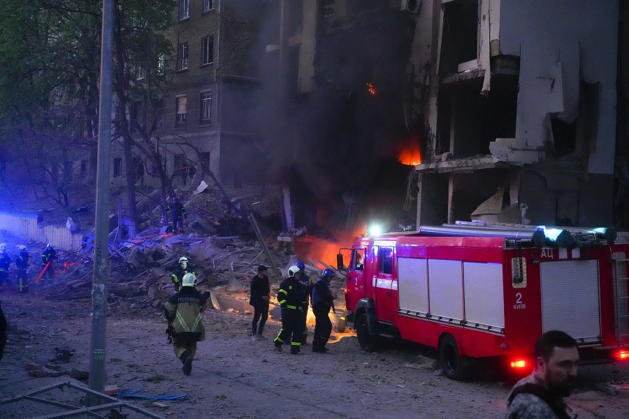 Budovu v Kyjeve zasiahla
