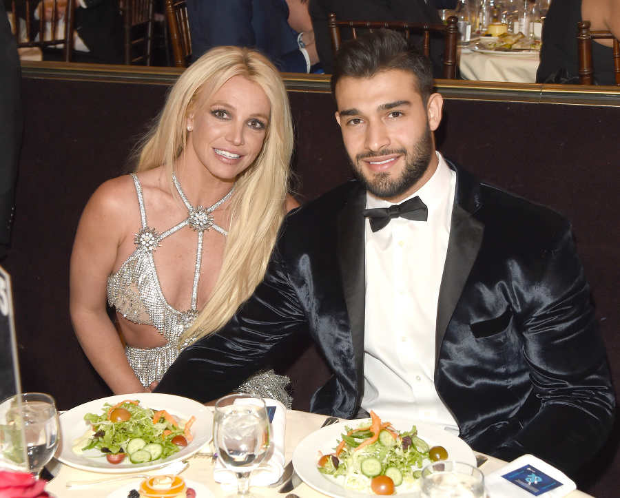 Britney s manželom Samom.