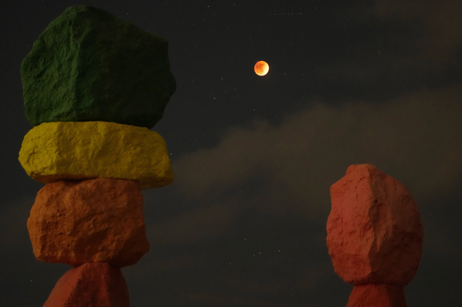 Zatmenie Mesiaca v Nevade.