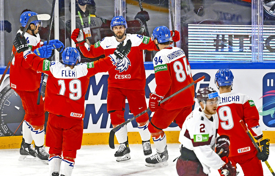 Českí hokejisti po výhre