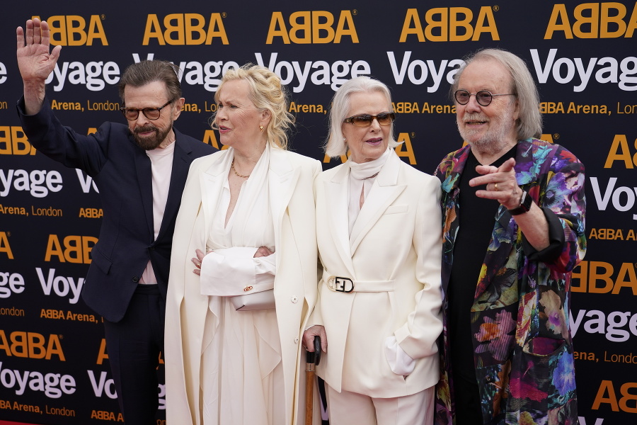 Skupina ABBA sa vracia