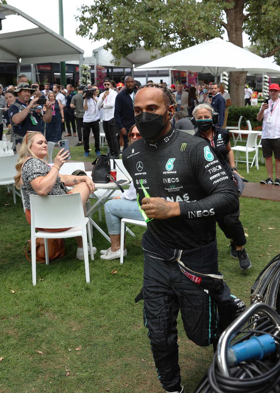 Na snímke Lewis Hamilton.