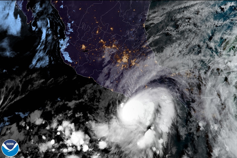  Hurikán Agatha zasiahol oblasti na juhu Mexika.