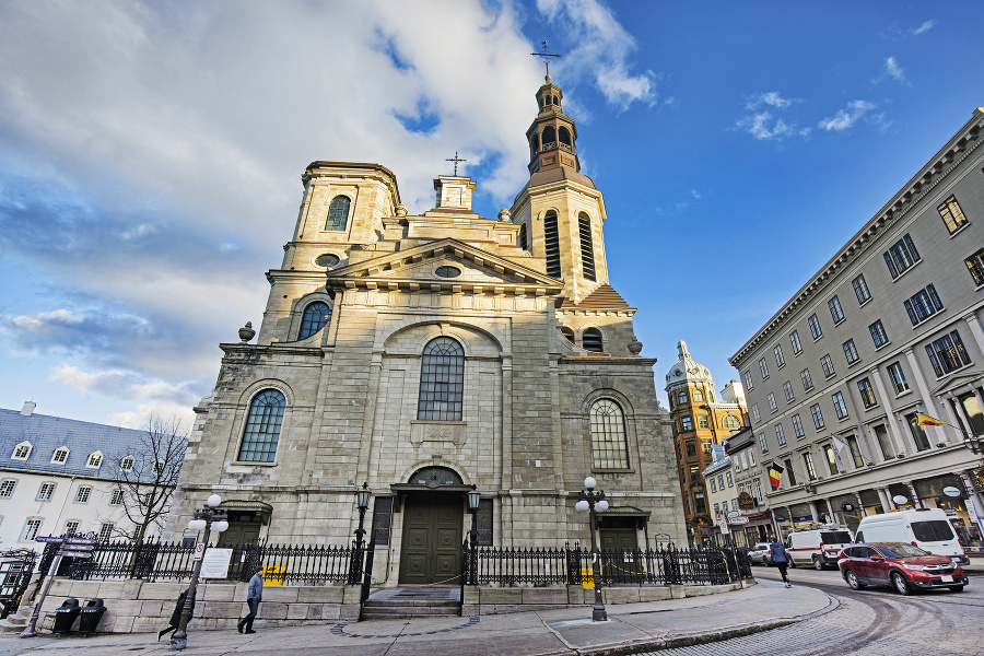 Kostol v starom meste v Quebecu.