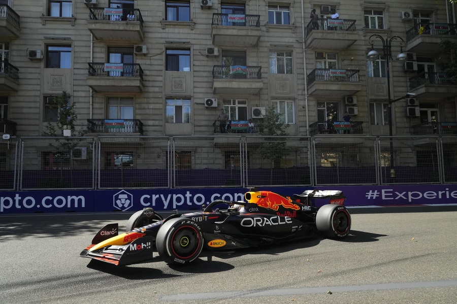 Holandský pretekár stajne F1 Max Verstappen