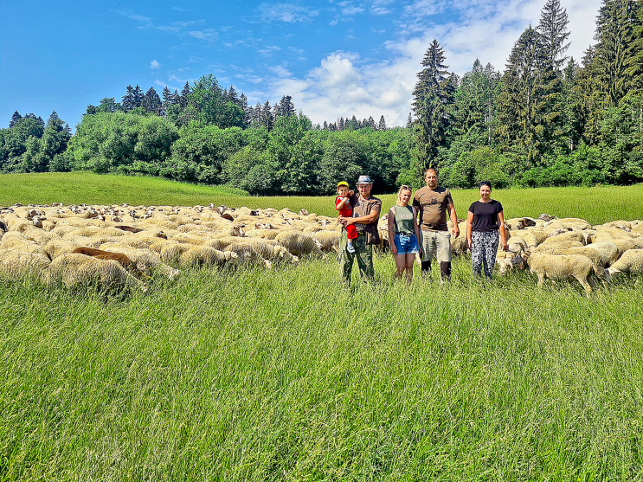 Farmárska rodina sa stará