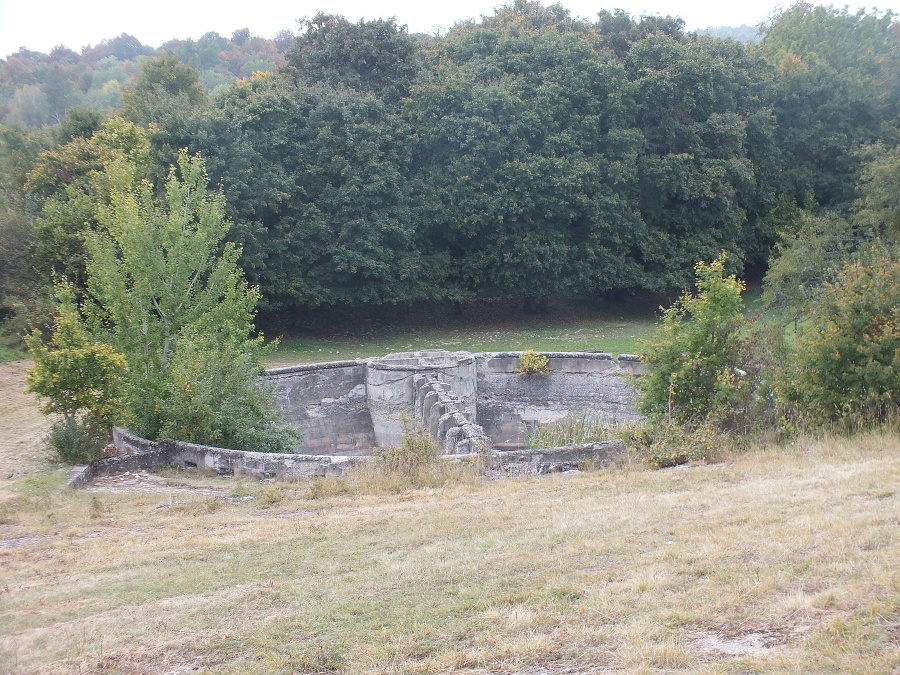 Serényiho cisterna na Plešiveckej
