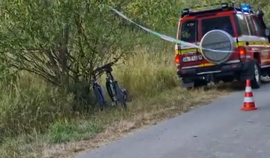 Zrazení hasiči boli na cyklovýlete počas voľna s dvojicou kolegov, ktorí vyviazli bez zranení. 