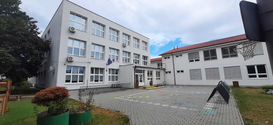 Kapacita vzdelávacích zariadení v Bernolákove nestačí.