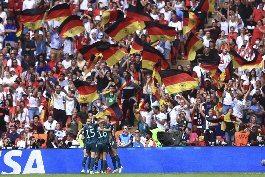 Nemecké futbalistky sa tešia