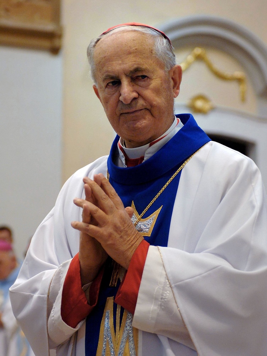 Jozef Tomko († 98)
