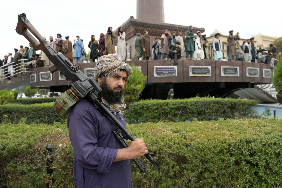 Prívrženci Talibanu oslavujú rok