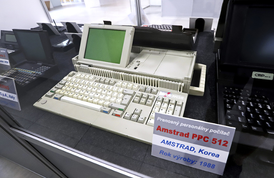 Amstrad PPC 512 (Rok: 1988)