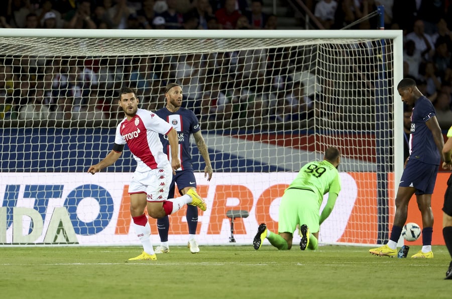 Futbalisti PSG nezískali všetky