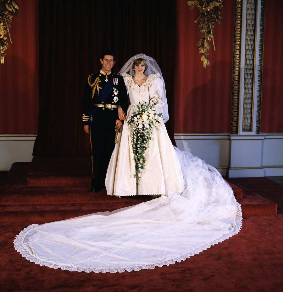 1981 - Charles a Diana:  Oficiálne sa rozviedli v roku 1996.
