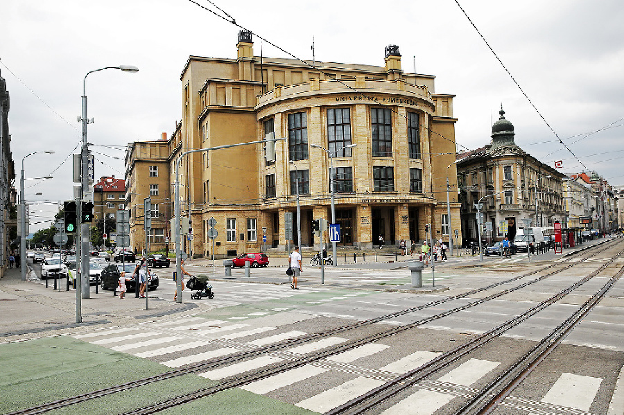 Univerzita Komenského prežíva čierny