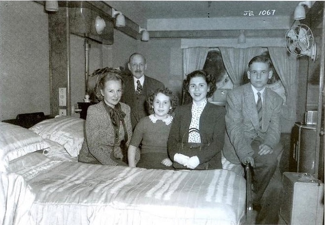 Rodina Kálmánovcov na palube