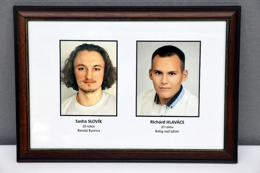 Sasha († 20) umieral vedľa najlepšieho kamaráta; Druhá tragédia v rodine študenta Richarda († 20)