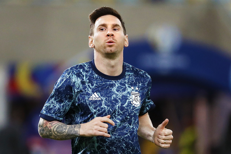 Lionel Messi si zahrá