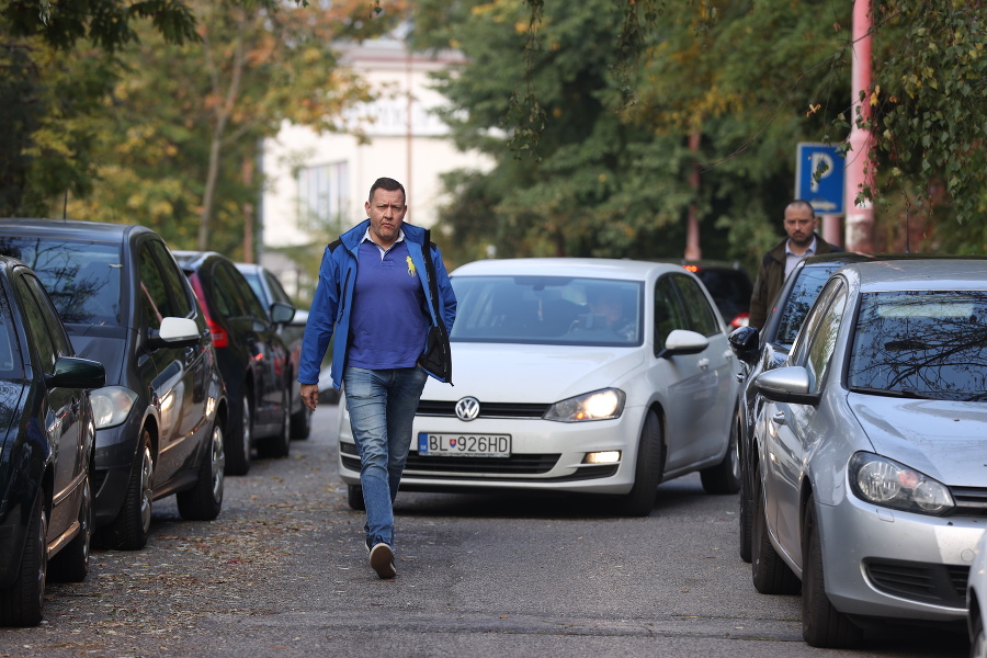 Na miesto prišiel aj špeciálny prokurátor Daniel Lipšic.