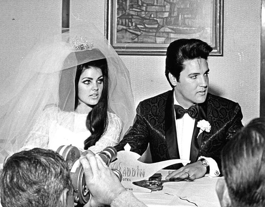 Elvis a Priscilla: Zaľúbenci