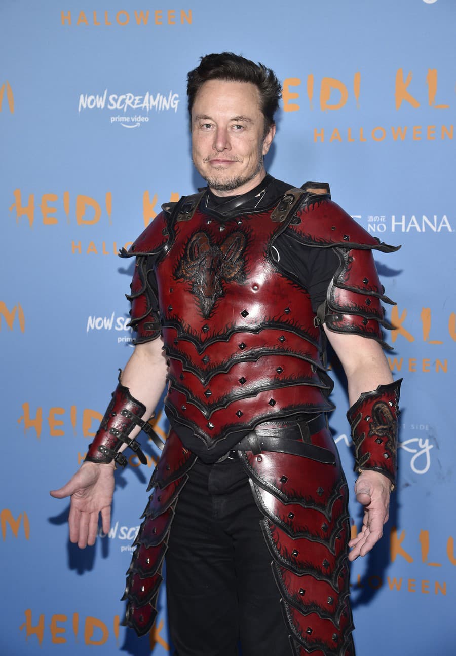 Elon Musk na halloweenskej