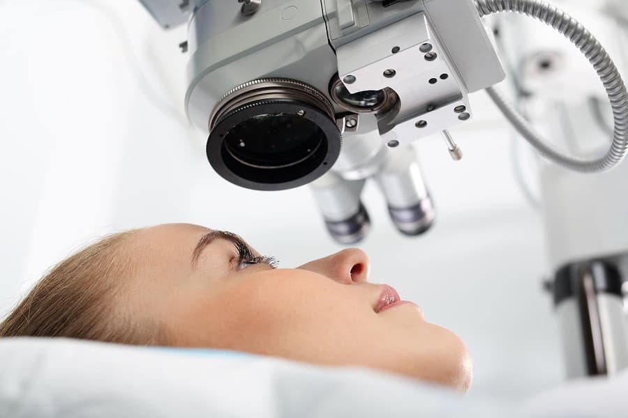 Výhody laserovej operácie očí spoznáte po zákroku veľmi rýchlo.