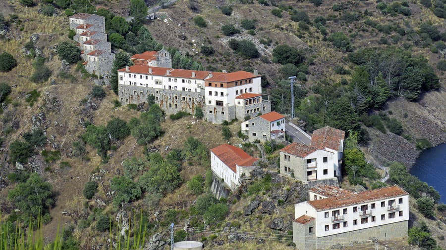 Salto de Castro je