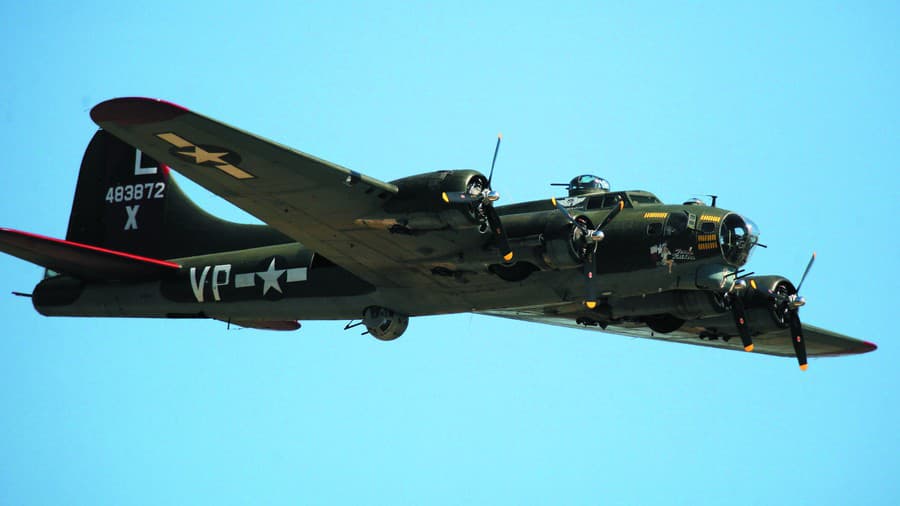 Boeing B-17 Flying Fortress.