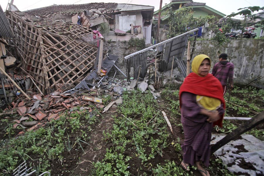 Zemetrasenie v Indonézii si