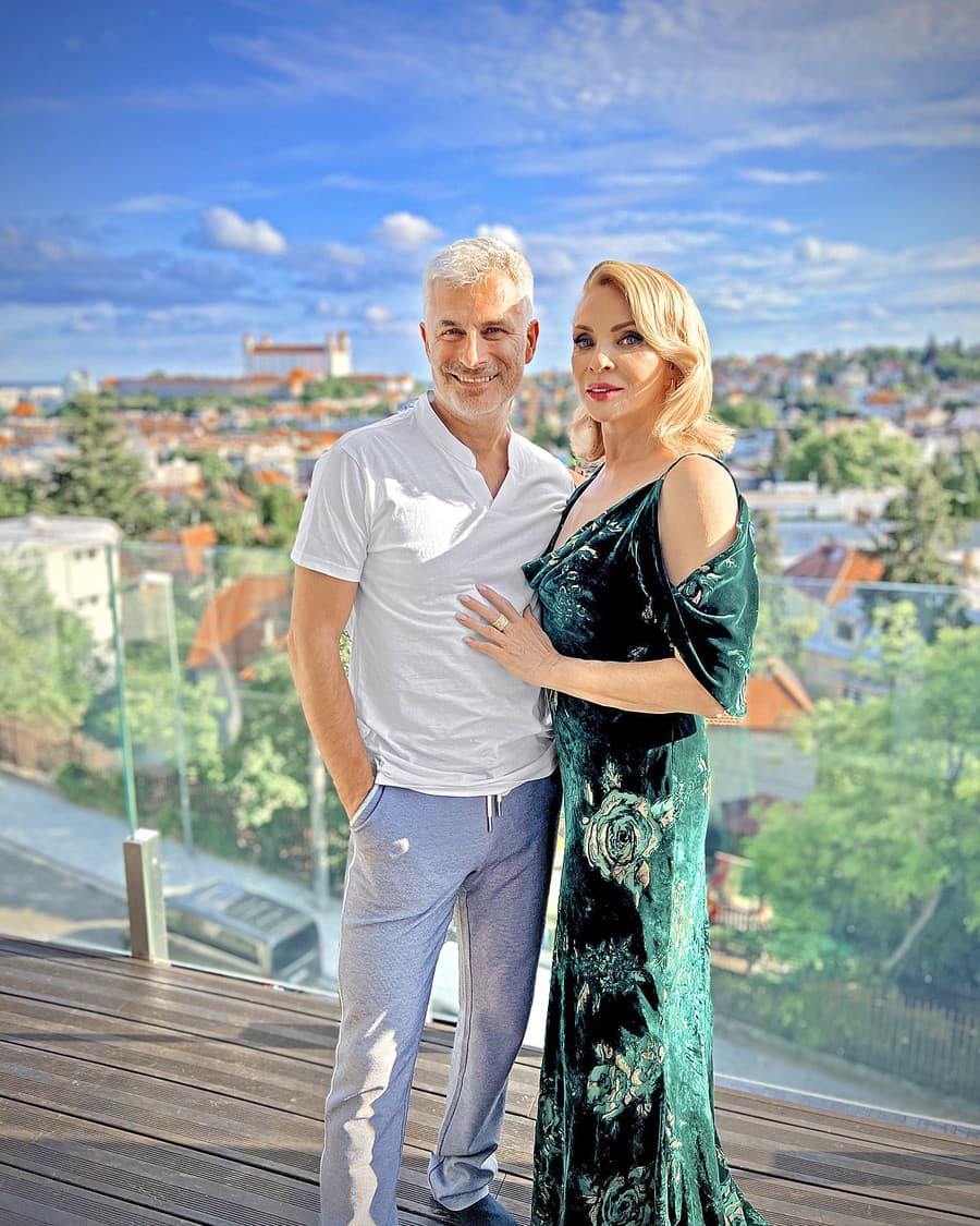 Studenková roky tvorí pár s hudobníkom Braňom Kostkom.