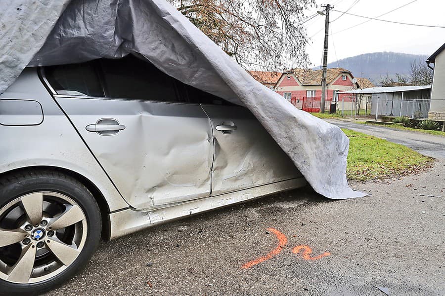 V Otročoku Rudolf stihol poškodiť toto auto.