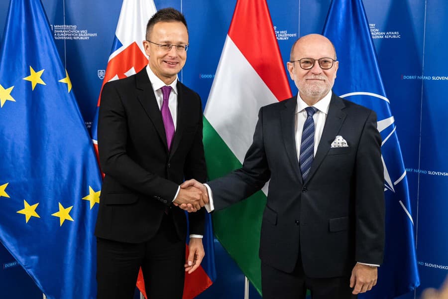 Na snímke maďarský minister