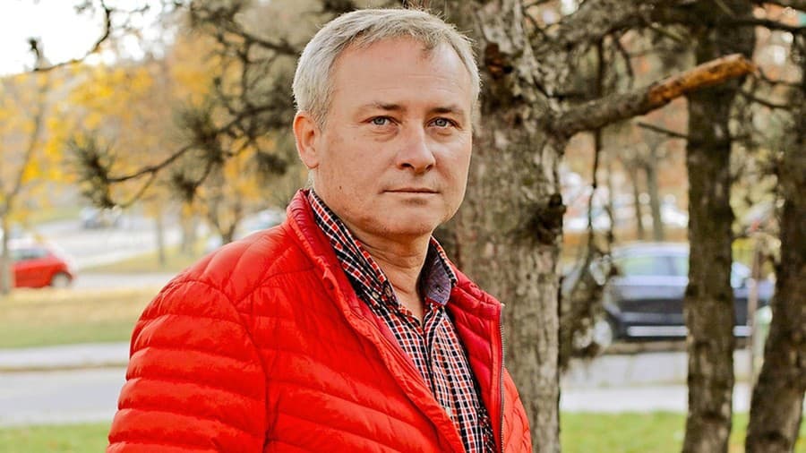 Peter zrejme šťastie v láske nemá.