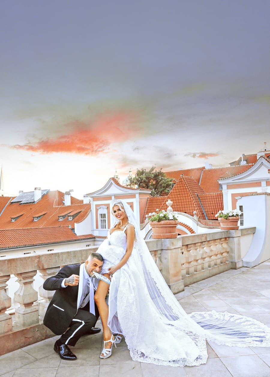 Lela Ceterová (33) a Karlos Vémola(37)