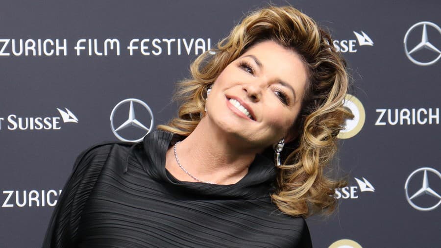 Shania Twain (57) 