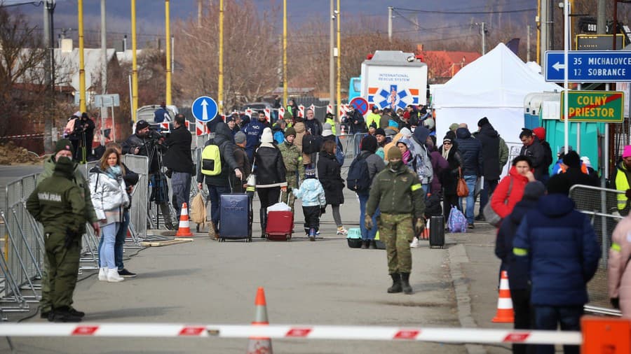 Cez slovensko-ukrajinské hranice naďalej