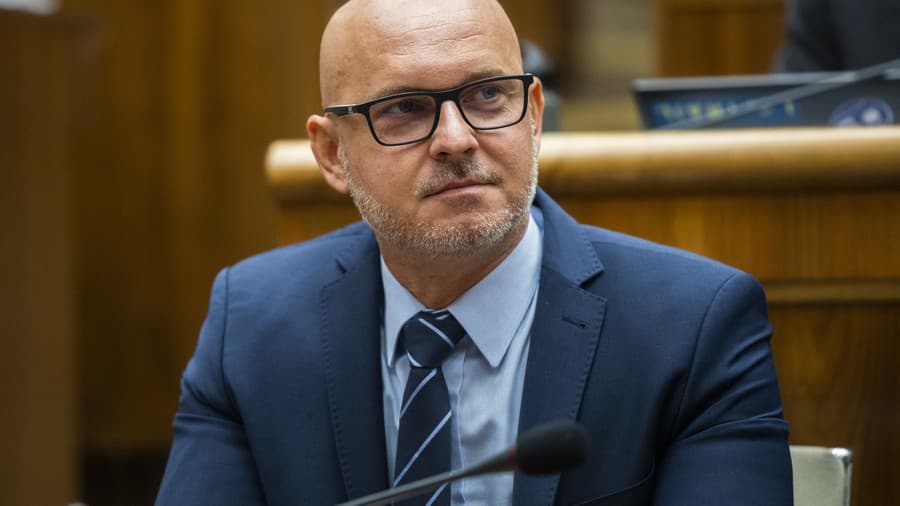 Branislav Gröhling vyzýva Ministerstvo
