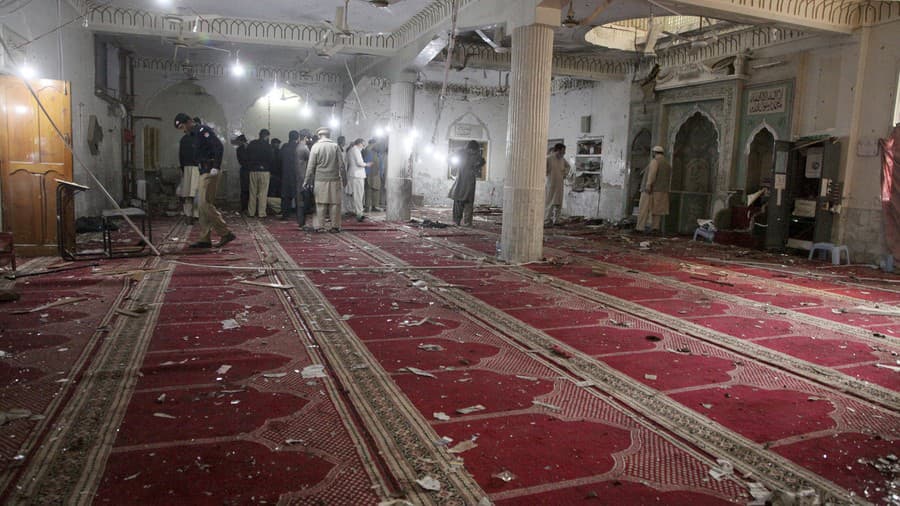 Na mešitu zaútočili dvaja