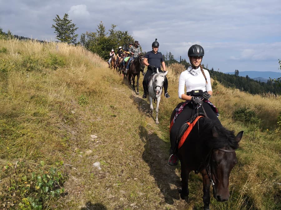 Turisti si krajinu vychutnajú