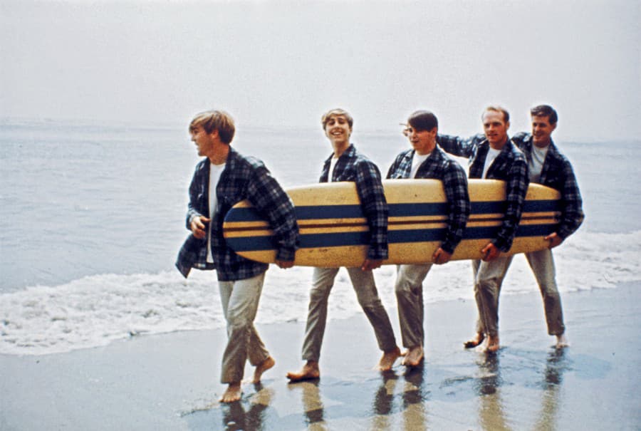 Skupina The Beach Boys má najšťastnejšiu skladbu.